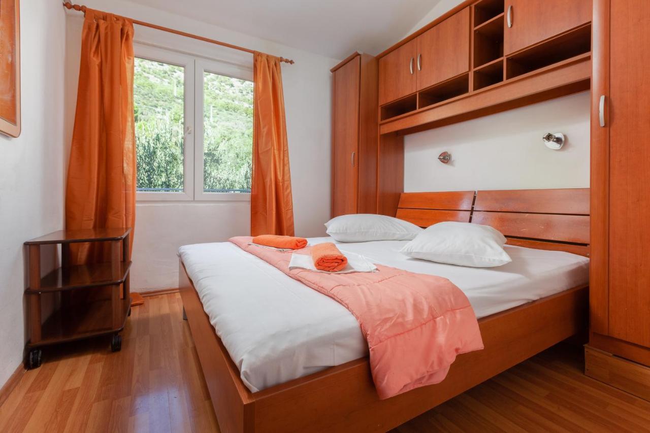 Apartments By The Sea Igrane, Makarska - 310 Zewnętrze zdjęcie