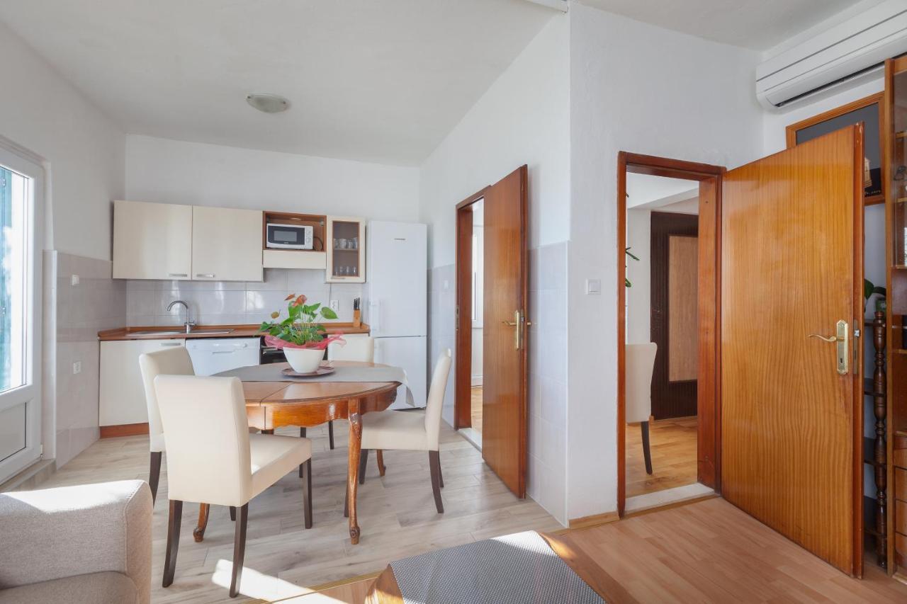 Apartments By The Sea Igrane, Makarska - 310 Zewnętrze zdjęcie